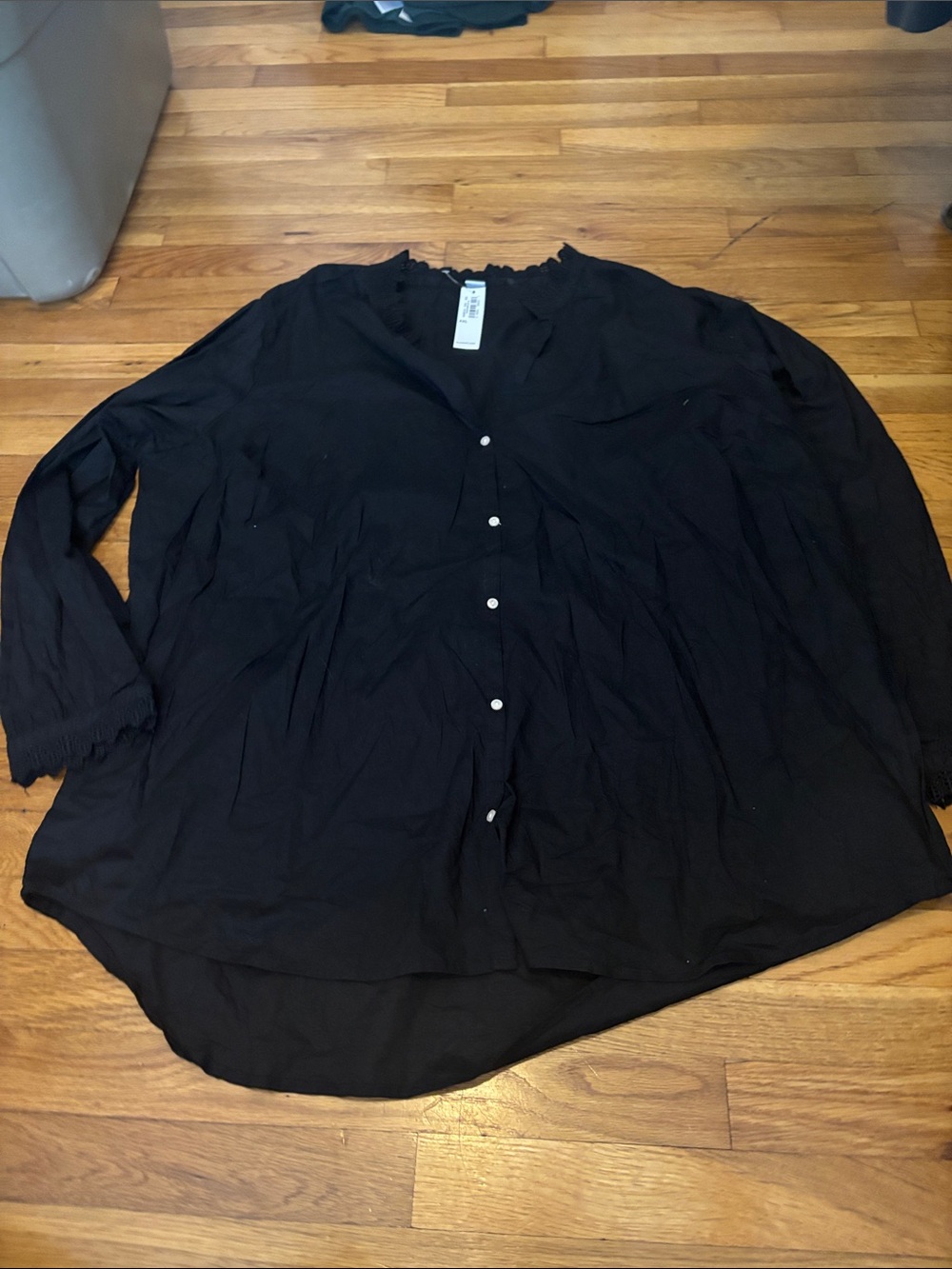 Old Navy Black Long Sleeve Button-Front Blouse